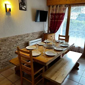  Appartement 6-8 Personnes Au Cœur Du Village à Proximité Et Pistes De
